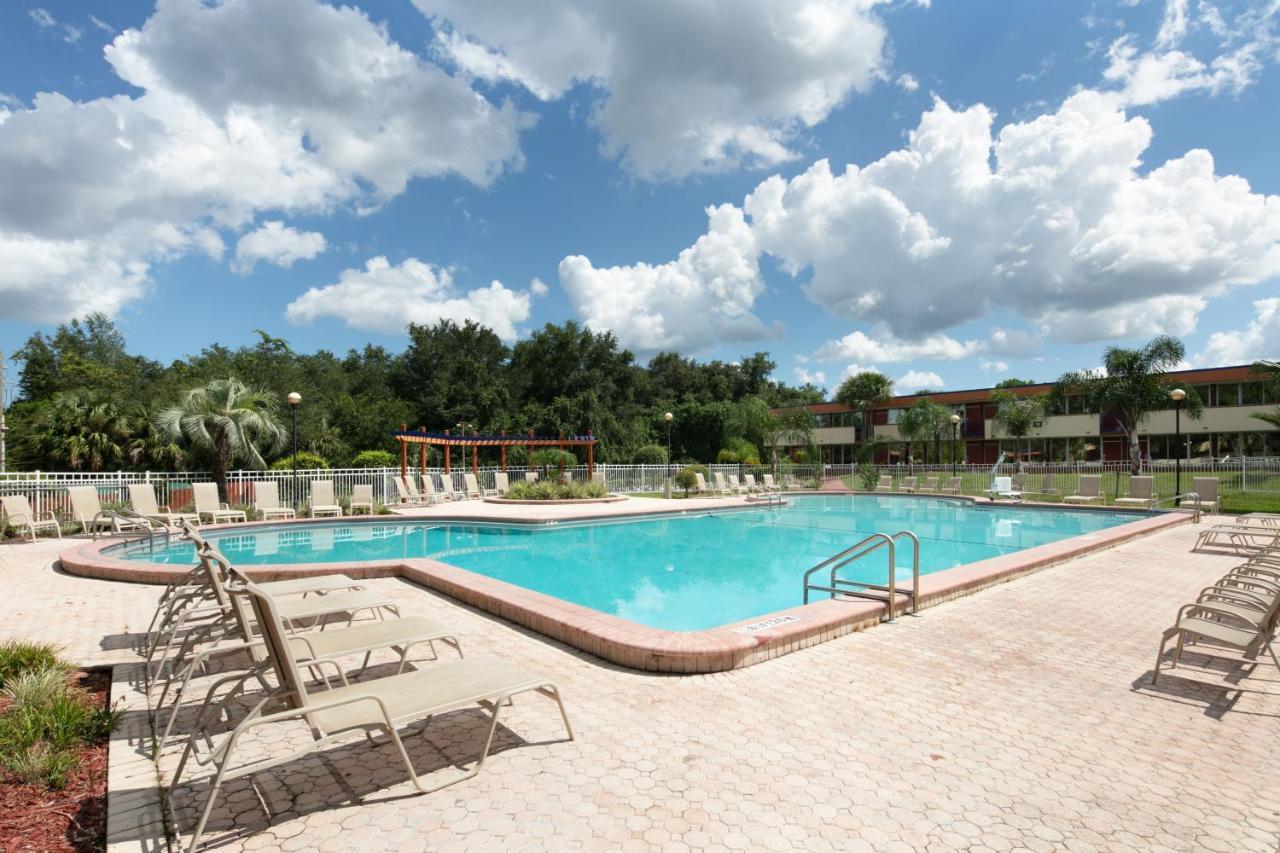 Maingate Kissimmee Hotel Exterior photo