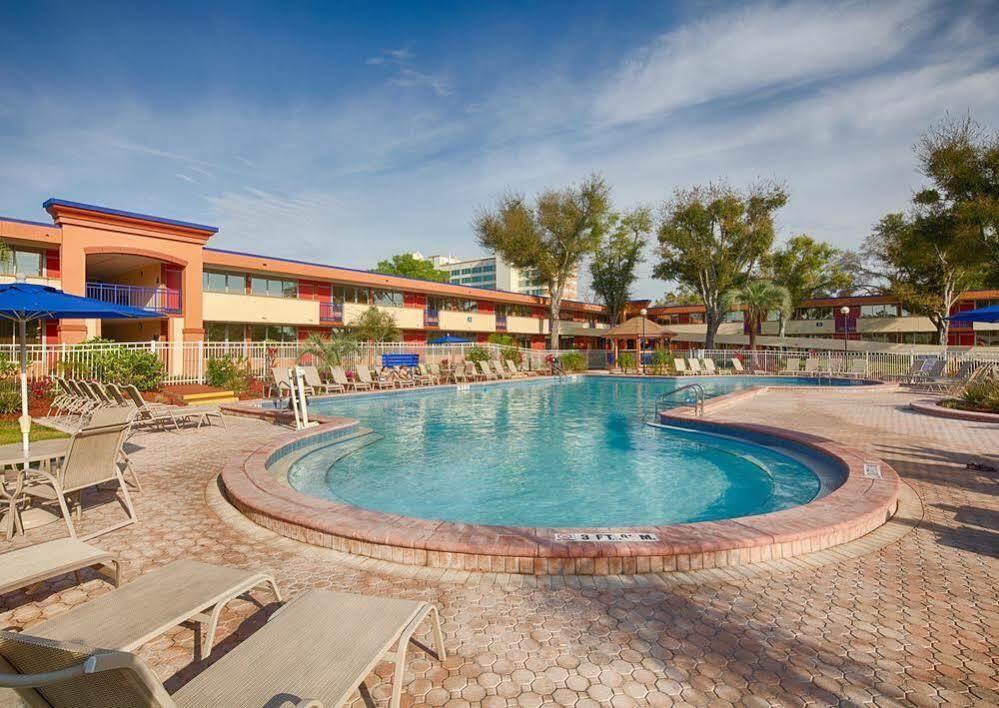 Maingate Kissimmee Hotel Exterior photo